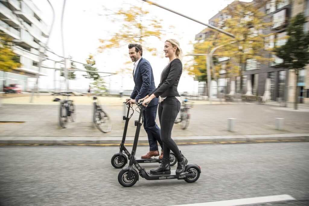 Die 10 besten Gründe, einen Elektro-Scooter zu kaufen!